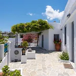 Dora's Traditional