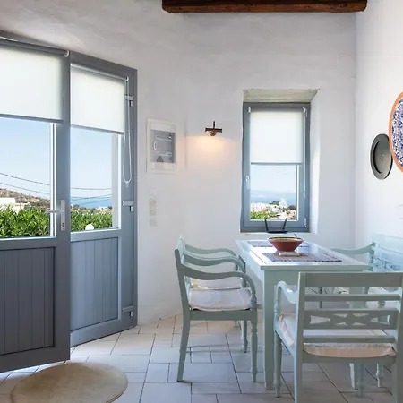 Dora's Traditional * Apollonia (Sifnos)