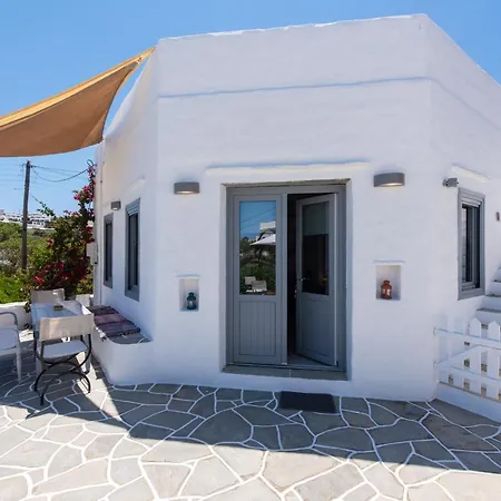 Dora's Traditional * Apollonia