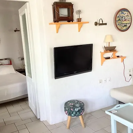 Dora's Traditional Apolonía